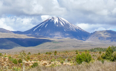 Fototapeta na wymiar Mount Tongariro in New Zealand