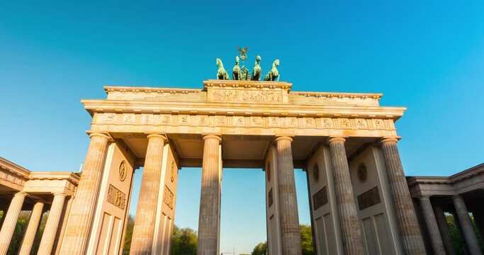 Brandenburg Gate hyperlapse at early morning, shadows moving on historic building