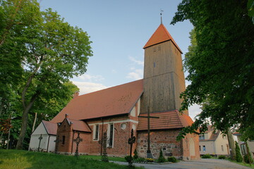 Fototapeta na wymiar Kościół św. Wawrzyńca. Olsztyn - Gutkowo. Polska - Mazury - Warmia.