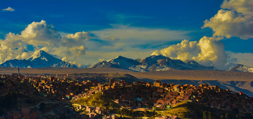 La Paz, Bolivia, viajando por el altiplano, los andes en sur américa.