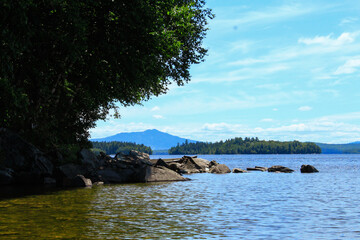 From Lake to Mountains in Maine