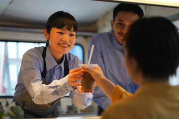 移動販売車　イメージ