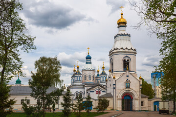 Fototapeta na wymiar Scheglovsky monastery in Tula
