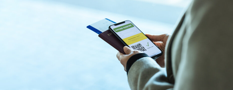 Vaccine passport. Covid-19 immunity e-passport for international travelling.