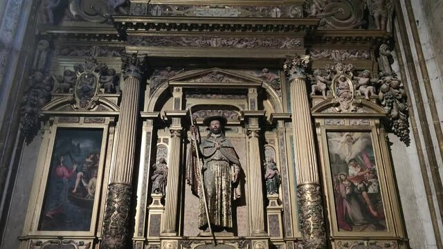 Interior catedral g&oacute;tica de Segovia, Espa&ntilde;a