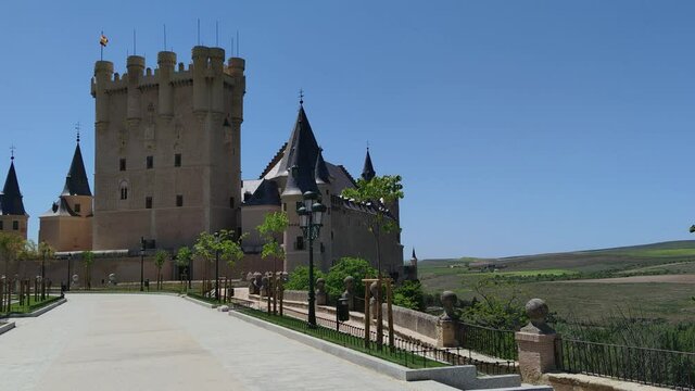 Vista del majestuoso real alc&aacute;zar de Segovia, Espa&ntilde;a