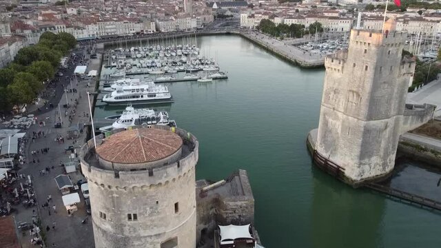 The Chain Tower of La Rochelle and Saint Nicolas Tower