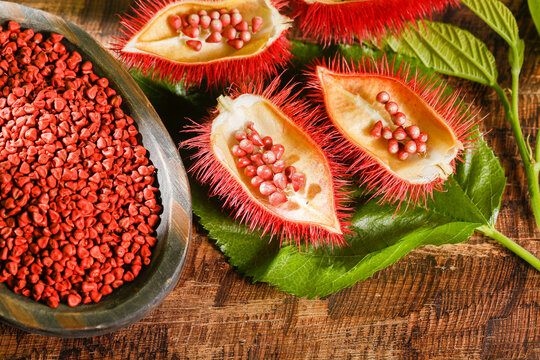 Annatto seeds, Onoto, Annatto, Bixa orellana, natural red pigment