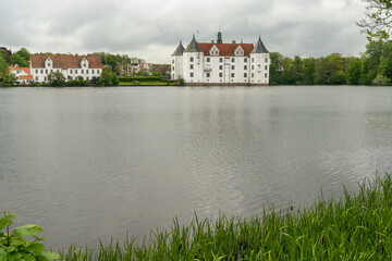 Obraz premium view of the Gluecksburg castle in northern Germany