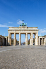 Berlin Brandenburger Tor Brandenburg Gate portrait format copyspace copy space in Germany - obrazy, fototapety, plakaty