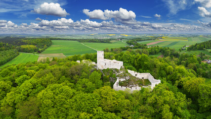  Szlak Orlich Gniazd-zamek Pilcza w Smoleniu - obrazy, fototapety, plakaty