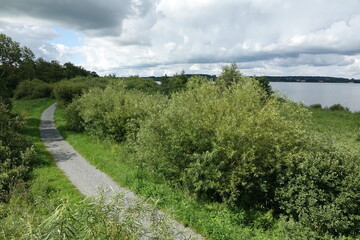 Weg am Bederkesaer See