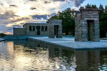 Obraz premium Temple of Debod Cuartel de la Montaña Park Madrid Spain October 2015