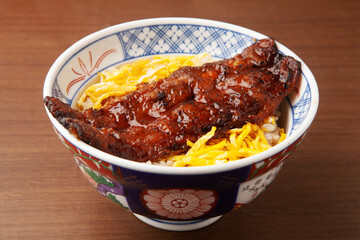 さんまの蒲焼き丼