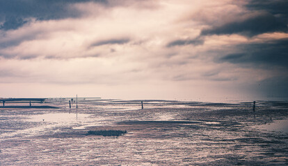 Strand von Cuxhaven an der deutschen Nordseeküste mit Panorama Poster bei Ebbe und Flut an der...