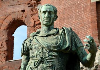  the statue of Julius Caesar in front of the Porta Palatina which was the Porta Principalis Dextera...