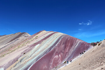 Paisaje de la montaña de Colores en Peru