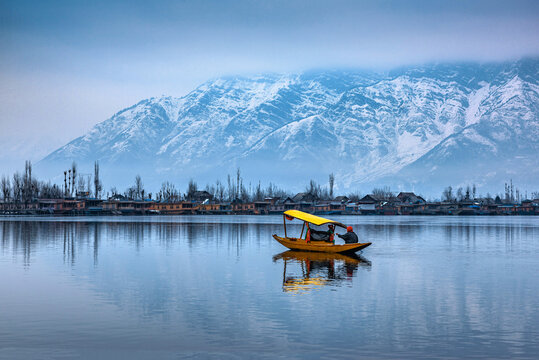 A beautiful view of Dal Lake in winter, Srinagar, Kashmir, India.