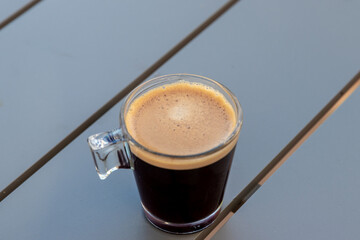 Tasse de café sur une table