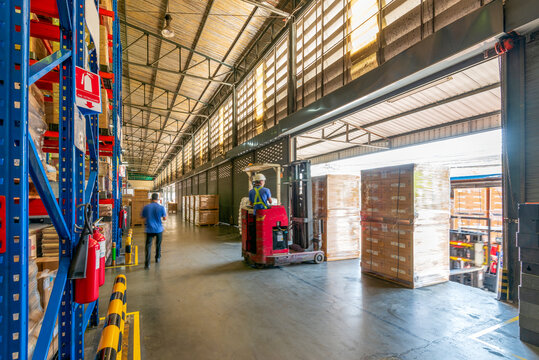 Receiving and shipping operation at logistics warehouse.