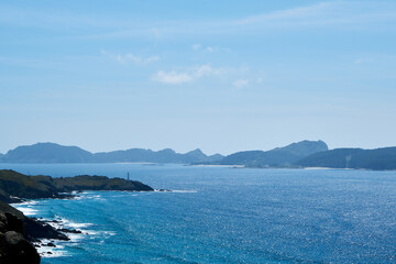 Obraz premium Cies Islands views and Cabo Home lighthouse in Pontevedra, Galicia, Spain