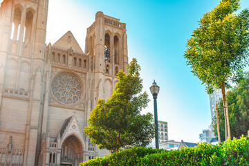 Beautiful view of Grace Cathedral on a summer day in San Francisco