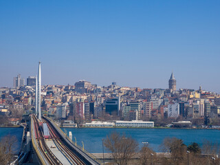 Obraz premium Metro Bridge view over Golden Horn in Istanbul