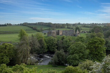 Obraz premium The ruins of Egglestone Abbey near Castle Barnard in County Durham, UK