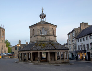 Fototapeta na wymiar The historic Market Cross in the town of Castle Barnard, County Durham, UK