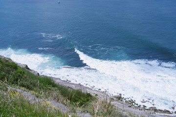 rocky cliff from which to see the sea