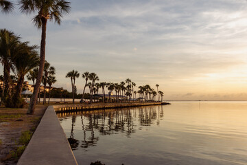 Florida life on the water