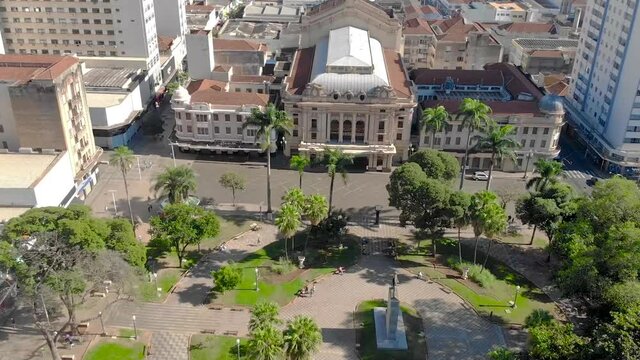 Vista A&eacute;rea Quarteir&atilde;o Paulista em Ribeirao Preto Chopp Pinguim Teatro Pedro II