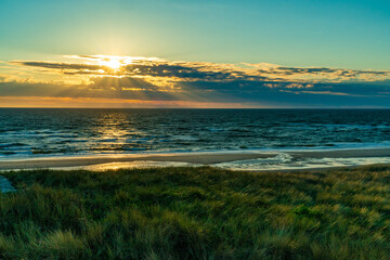 Fototapeta premium Nordsee, Meer, Strand, Sonnenuntergang, Sylt