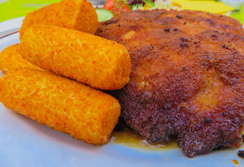 Strintberg mit Kroketten