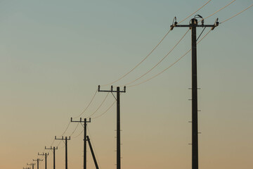 夕焼け空と電柱たち