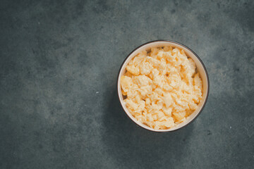 Scrambled eggs in a bowl