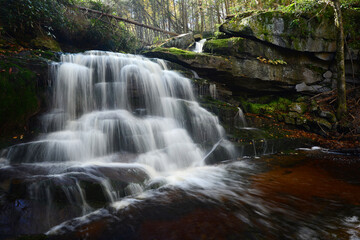 Fototapeta na wymiar Waterfall in West Virginia