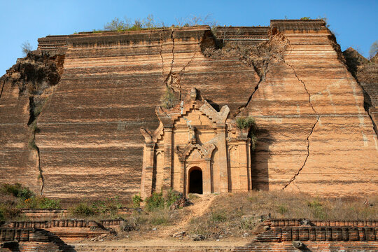 The Mingun Pahtodawgyi  - Mingun near Mandalay - Myanmar