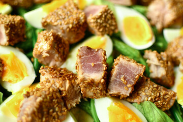 healthy tuna salad with wild asparagus, eggs and avocados. The tuna was coated with soy sauce, sesame seeds and cooked very quickly. So good !