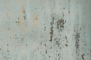 塗装が剥がれた壁