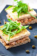 salmon tartare in toast bread