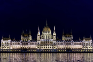 Fototapeta na wymiar Budapest by night, Hungary