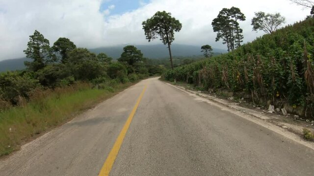 Mountain road in Chiapas - Mexico 4K