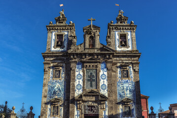 Fototapeta premium St Ildefonso of Toledo Church located on the Batalha square in Porto, Portugal