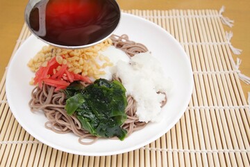 冷やし五目蕎麦