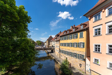 Fototapeta na wymiar Bamberg Altstadt, Deutschland - Historische Gebäude - Regnitz