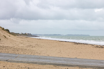 Paysage de Havre de la Vanlée par un temps nuageux (Bricqueville-sur-Mer, Normandie) 
