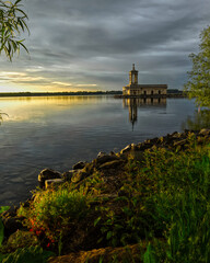 RUTLAND CHURCH SIDE LIGHT 1