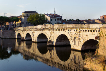 Fototapeta premium The Bridge of Tiberius or Bridge of Augustus