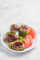 ピーマンの肉詰め